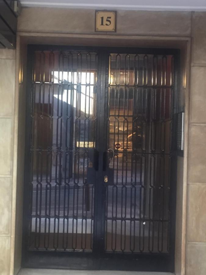 Aris Apartment Athen Exterior foto